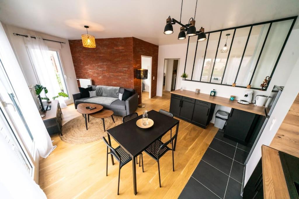 T3 Brooklyn - Luminous - - Wifi - Parking * Nanterre